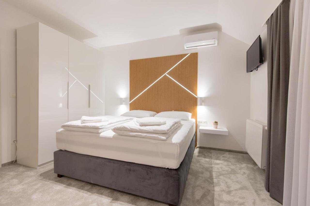 Apartmani I Sobe Pejacevic أوسييك المظهر الخارجي الصورة