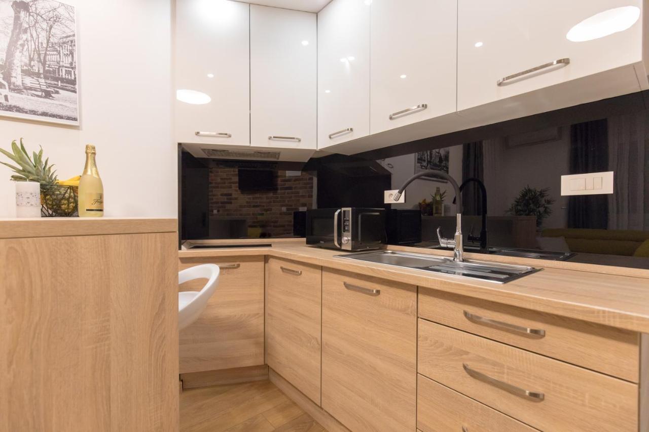 Apartmani I Sobe Pejacevic أوسييك المظهر الخارجي الصورة